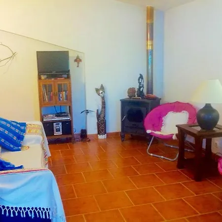 Charming House In With Terrace And Parking בית נופש *